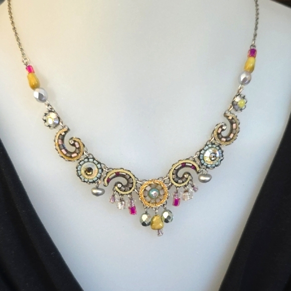 Ayalabar Necklace - Picture 5 of 10